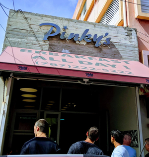 Pinky's Calle Loíza