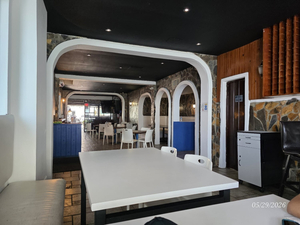 Waikiki Restaurant & Oyster Bar