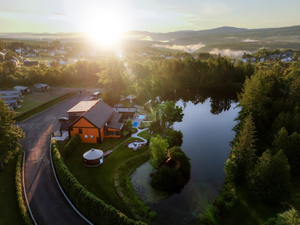 Le Versant Mont-Sainte-Anne | Spa et Hébergements