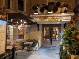 Restaurant et bar St-Hubert