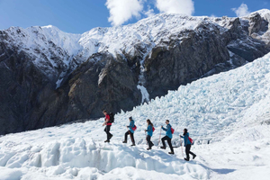 Von Queenstown aus: Josef-Gletscher-Rundflug und geführte Wanderung