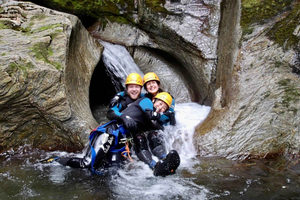 Von Queenstown aus: Mount Aspiring Ganztägiges Canyoning-Abenteuer