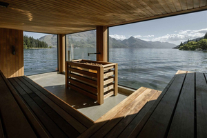 Queenstown: Floating Sauna Experience on Lake Whakatipu