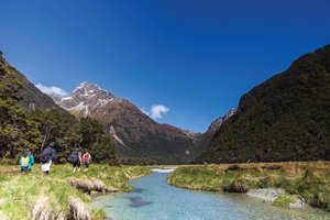  Full-Day Walking Tour on the Routeburn Track