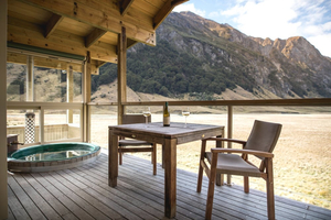 Minaret Lodge