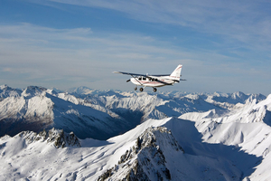 Mount Cook: Scenic Flight and Landing from Queenstown