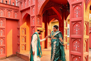 Jaipur: Rundvisning i landsbyen Chokhi Dhani med rajasthani-middag
