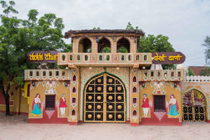 Jaipur: tour culturale serale con cena a Chokhi Dhani