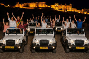 Jaipur: safari notturno in jeep aperta per ammirare la città rosa
