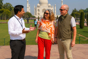 Jaipur: dagtrip naar de Taj Mahal vanuit Jaipur met vijfsterrenlunch
