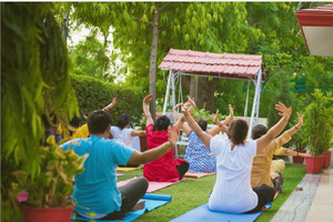 Sesión Privada de Yoga en Jodhpur con Comida Deliciosa