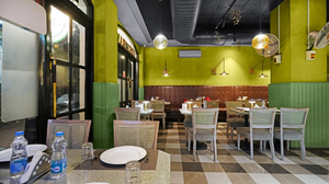 Cafe Vagabond