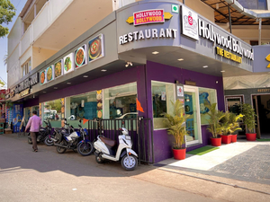 Hollywood Bollywood Restaurant
