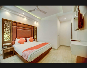 Hotel Ruhaan - Delhi