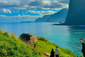 Funchal: Visita guiada ao leste da Ilha da Madeira e caminhada pela Laurissilva