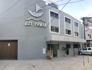 Uzi Praia Hotel