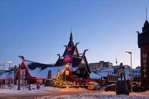 From Reykjavík: Christmas Market and Yule Lads Driving Tour