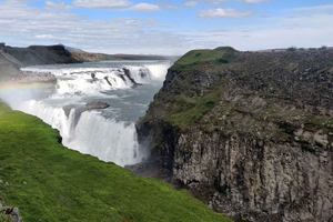 Golden Circle Tour with Waterfall & Geyser