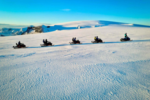Reykjavik: Langjokull Glacier Snowmobiling Tour