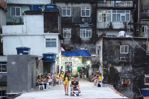 Motorradtour plus Drohnenvideo in der Rocinha mit Capoeira