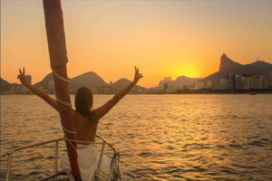 Rio de Janeirossa: Auringonlaskun purjehdusretki