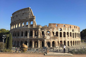 Colosseum Full Experience: AudioGuide or Private Guided Tour