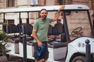 Rome : visite nocturne en voiturette de golf avec boissons et apéritif