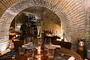 Exclusief diner bij kaarslicht in het Romeinse bad van Agrippa