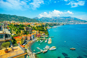 From Rome: Pompeii with Archaeologist & Lunch in Sorrento