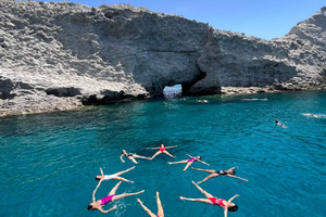 From Rome - Ponza Island Boat Tour with Lunch and Snorkeling