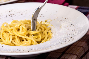 Rome : Visite culinaire du quartier Monti au déjeuner ou au dîner