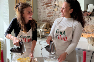 Rome : cours de cuisine – pâtes et tiramisu près du Vatican avec vin et glace