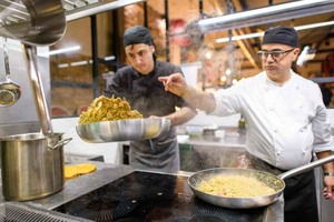 Rom: Foodtour mit unbegrenztem Essen und Barolo-Wein