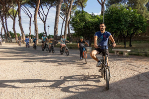 Sunrise in Small Group E-Bike Tour & Italian breakfast
