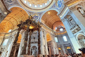 Vatican:St. Peter’s Basilica,Underground and Dome Climb tour