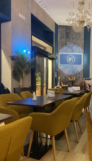 8 e 1/2 Cocktail & Wine bar