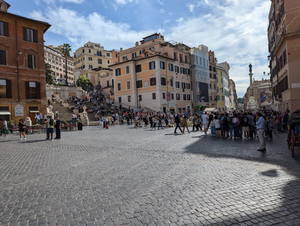 Crossing Condotti