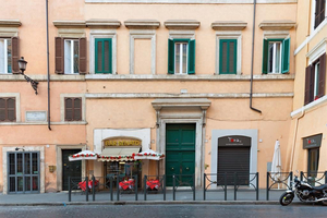 Navona Stay