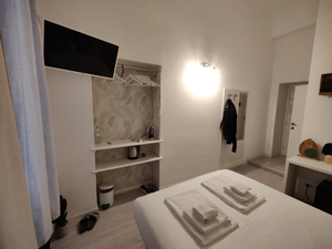 White Gioberti Guesthouse