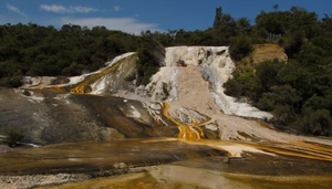 Die besten landschaftlichen Fahrten rund um Rotorua