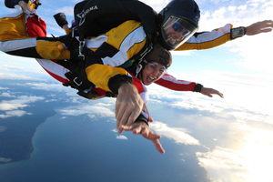 Taupo 12,000 Foot Tandem Skydive with Rotorua Transfer