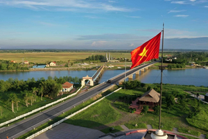 From Hue: DMZ, Khe Sanh, Lao Bao Border & Vinh Moc Tunnels