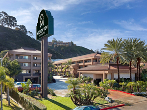 Mission View Inn & Suites - Mission Valley/San Diego Zoo