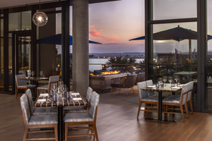 Vistal Bar + Restaurant