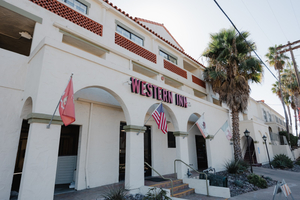 Western Inn-Old Town