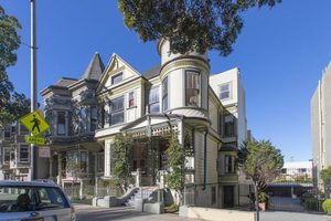 Gorgeous Victorian Flat