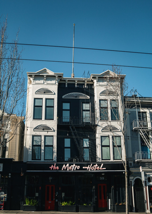 The Metro Hotel