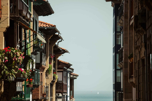 From San Sebastian - Hondarribia Sightseeing and Pintxos