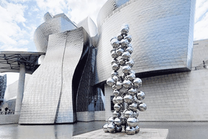 San Sebastian: Bilbao & Guggenheim Private Tour with Lunch