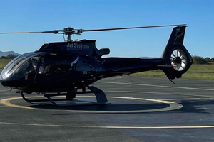 Passeio de Helicóptero de Luxo pela Costa de San Sebastián e Pintxos com Estrela Michelin